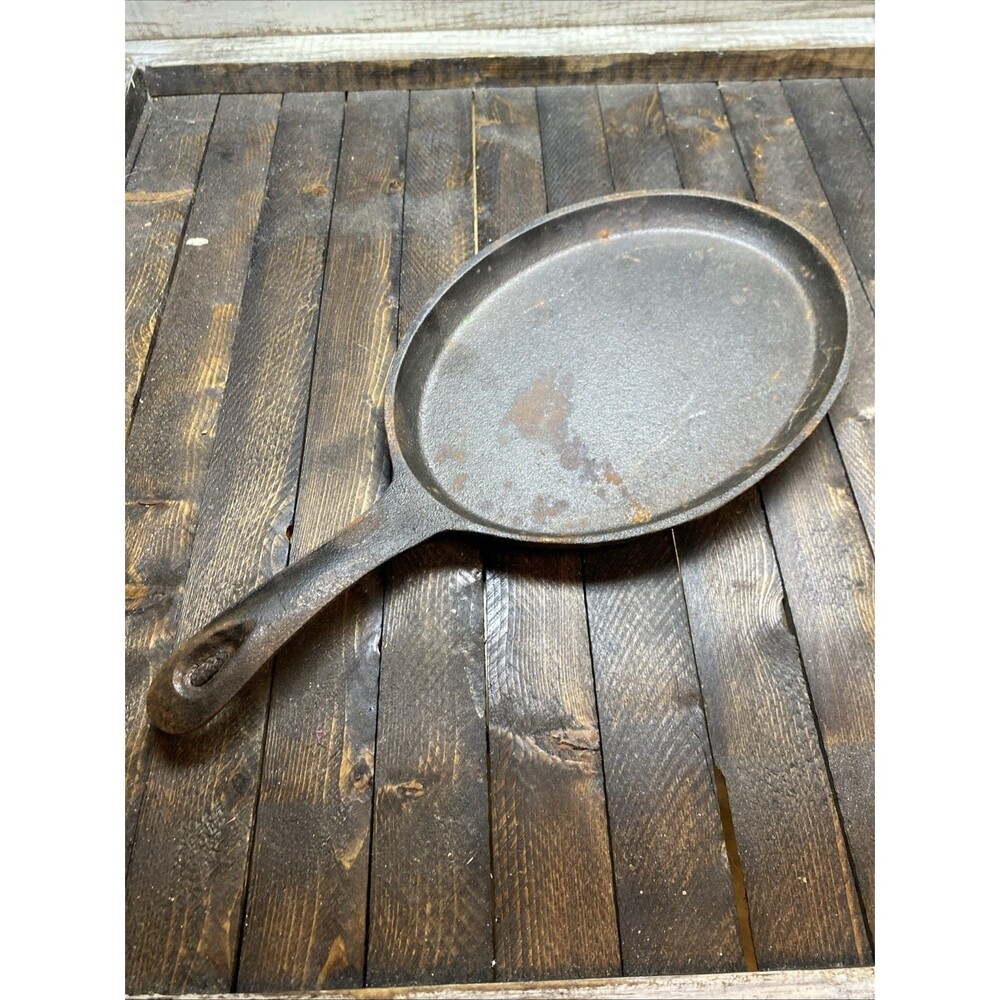 Cast Iron Oval Griddle Fajita Pan Skillet With handle 9 X 7in